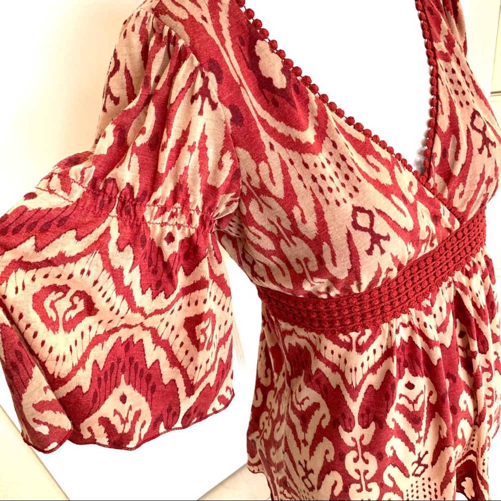 Testament Boho chic Vneck abstract paisley print top Sml